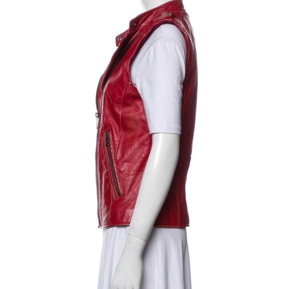 Beautiful Vest - Picture 2 of 7